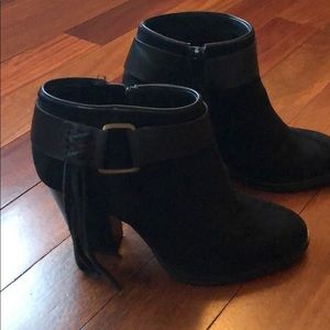 Suede Black booties. EUC. Size 8.5
